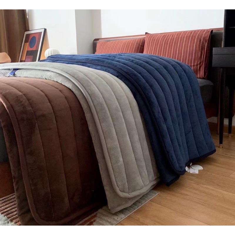 Thảm  trải giường kháng khuẩn COHENS ĐỨC cực ấm, êm có sẵn size 1m6,  1m8, 2m2