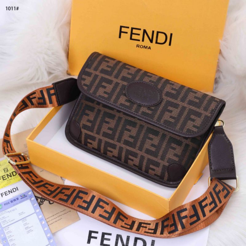 Fendi MONOGRAM BAG 1011x