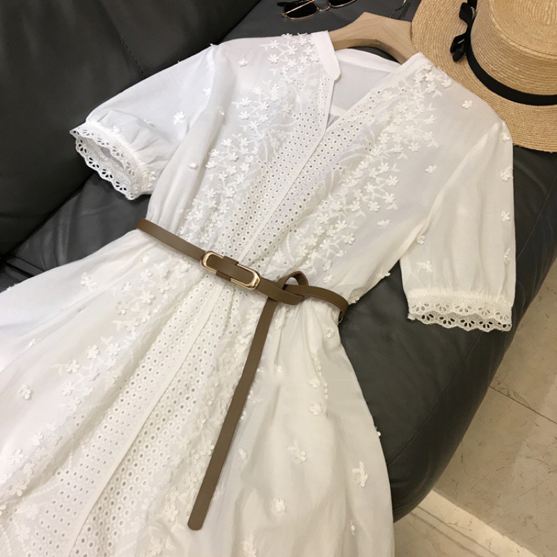 (Kèm belt) Đầm hoa thêu nổi tay ngắn cổ V retro Pháp cổ điển sang trọng