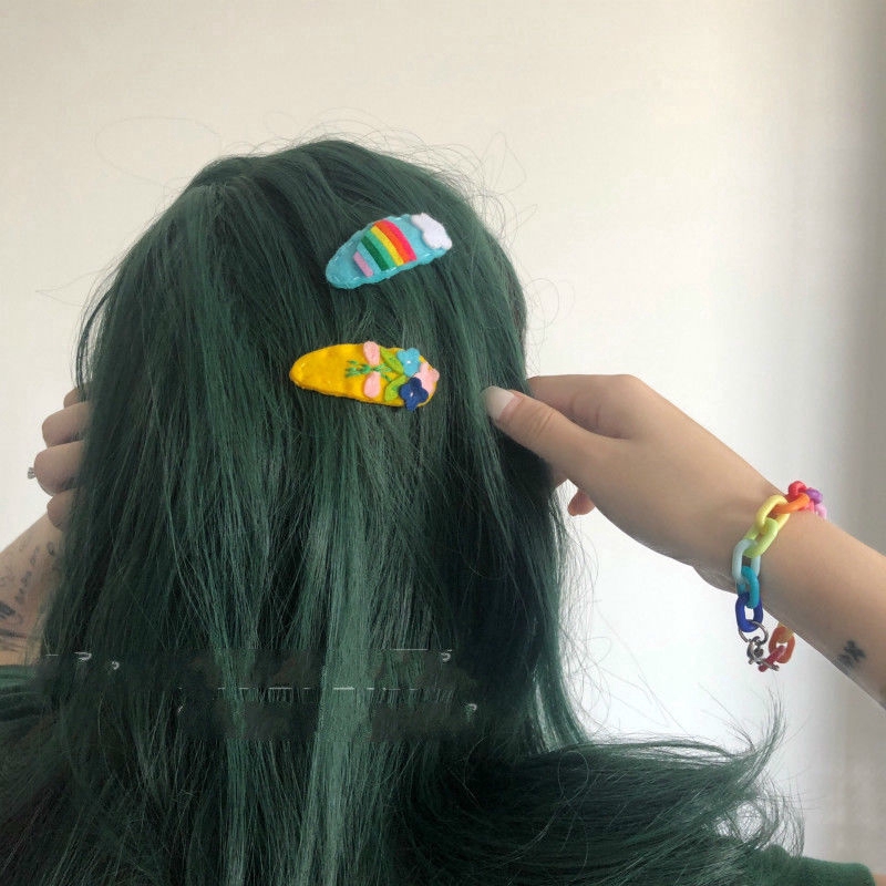 Vòng tay acrylic màu cầu vồng đơn giản độc đáo