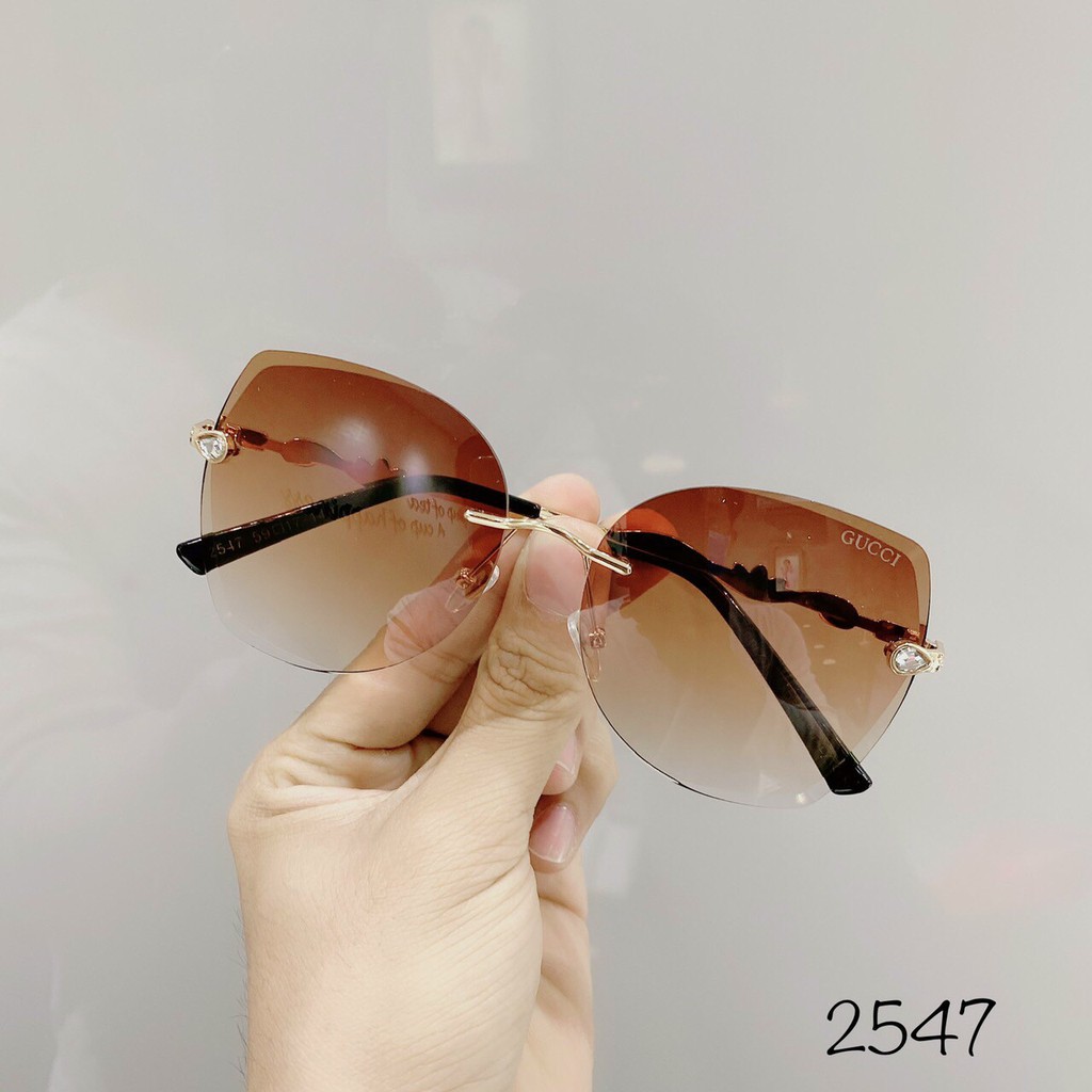 Kính mát thời trang nữ TD01 ❌ Kính chống tia UV bảo vệ mắt | BigBuy360 - bigbuy360.vn