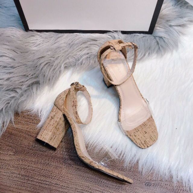 Sandal quai trong đế vuông 7cm