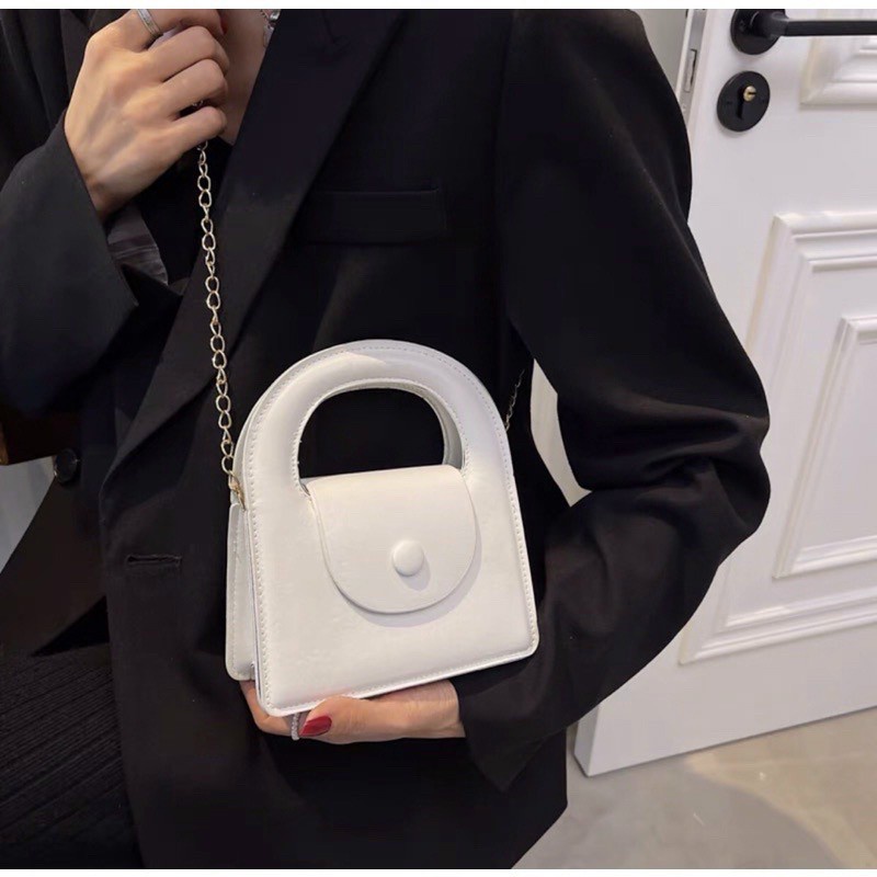 Túi xách mini đeo chéo dáng vuông 2 màu đen trắng phong cách nước ngoài hot trend