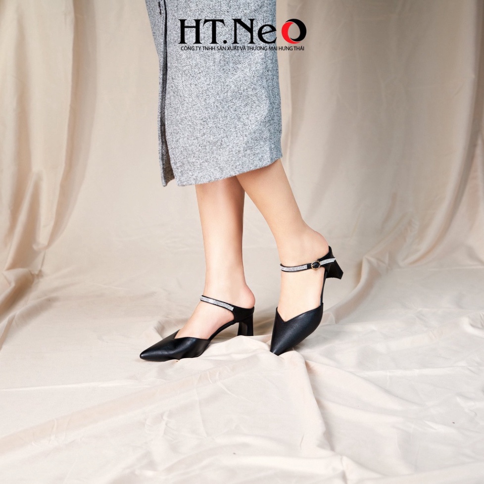 Sandal nữ HT.NEO thiết kế quai ngang đính đá, mũi nhọn trẻ trung sành điệu cực xinh SDN106