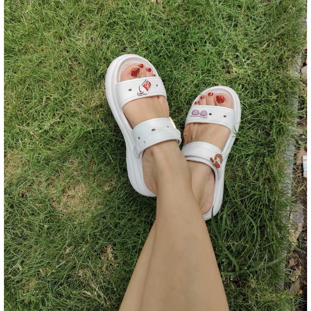 Dép sandal nữ,Dép đi học đi chơi, đi nước thoải mái nhựa dẻo đế cao  KO KÈM STICKER
