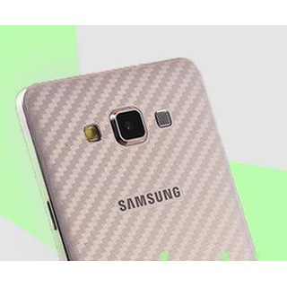 Samsung A7 Dán Vân Carbon mặt sau