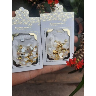 Set sỏi xà cừ có lẫn charm