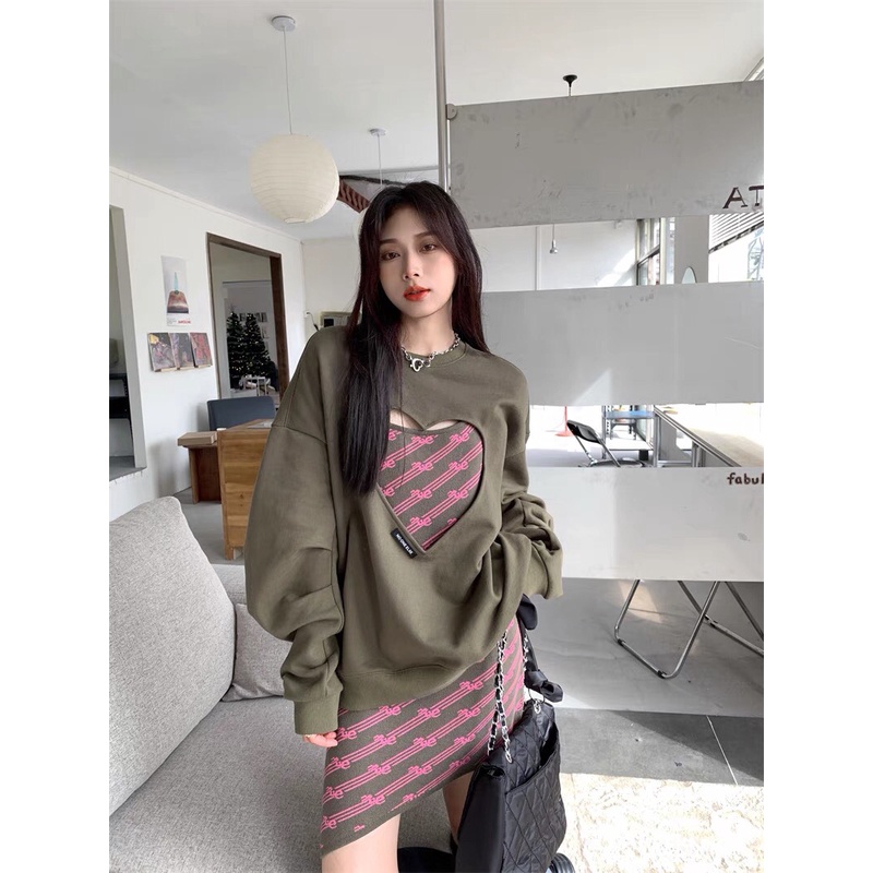 Áo nỉ TRÁI TIM rỗng hot trend