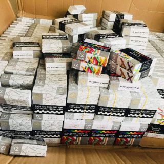 Phấn lục giác trắng
