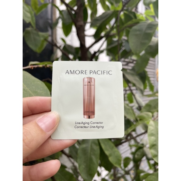 Serum chống nhăn Amore pacific line aging corector gói 1ml