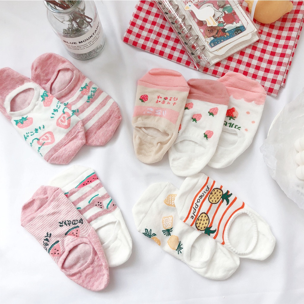 Vớ Hình Quả Dâu Tây Dễ Thương Dành Cho Nữ