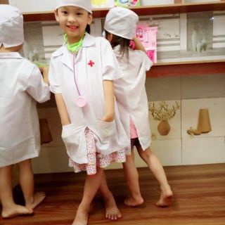 Áo và mũ Bác sỹ cho bé