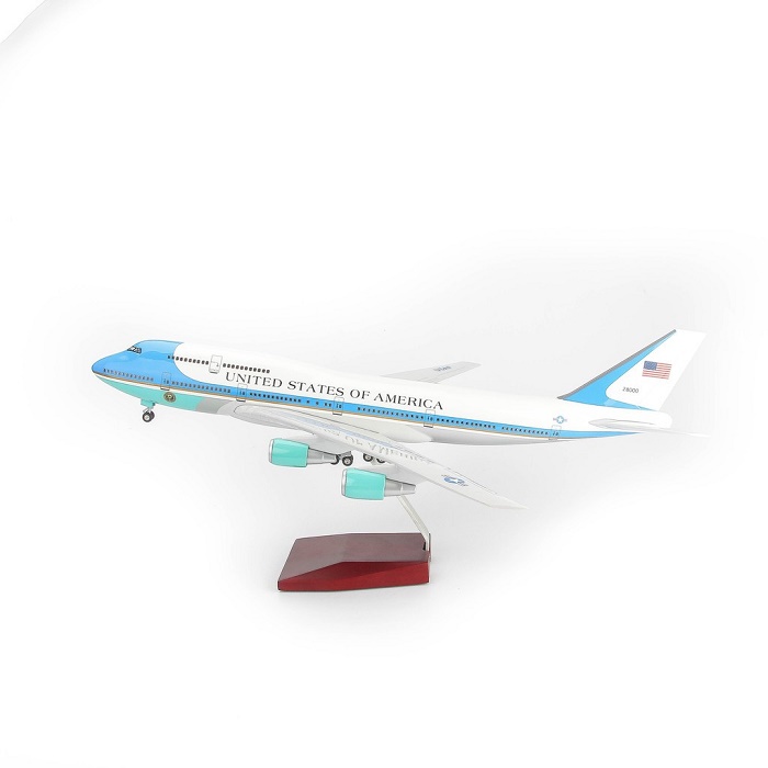 Mô hình máy bay Air Force One Boeing B747 LED 47cm có bánh xe và led