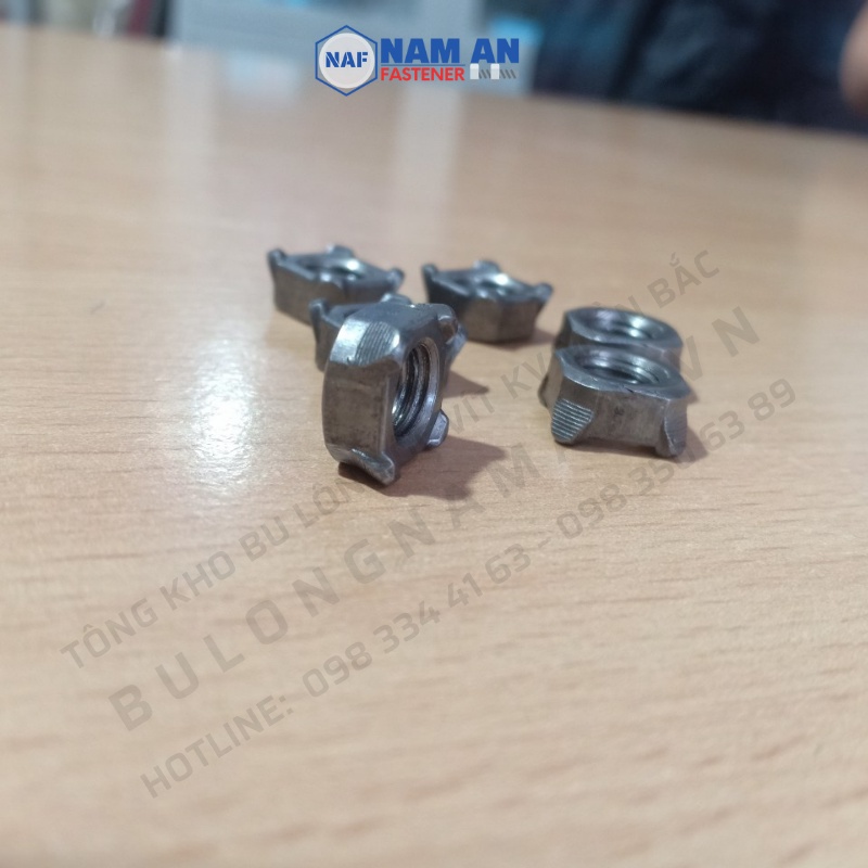 300 con Đai ốc vuông hàn M6, M8, Ê cu vuông hàn, đai ốc M6, M8 Hàng Đen mộc