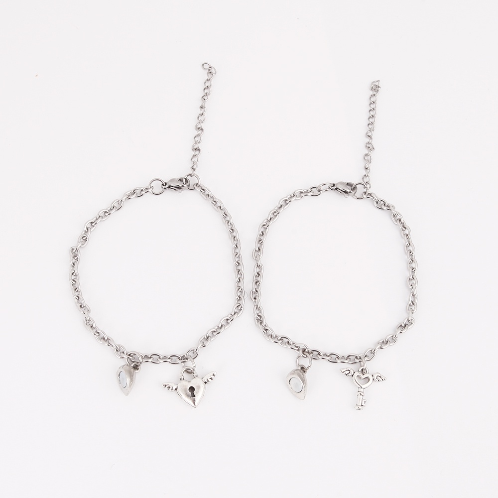 Set 2 vòng tay đôi từ tính hình cánh thiên thần độc đáo cho cặp đôi