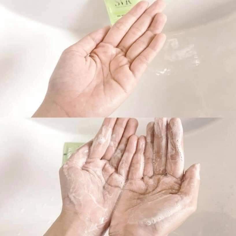 Sữa Rửa Mặt SVR dạng Gel Cho Da Dầu Mụn Sebiaclear Gel Moussant 200ml