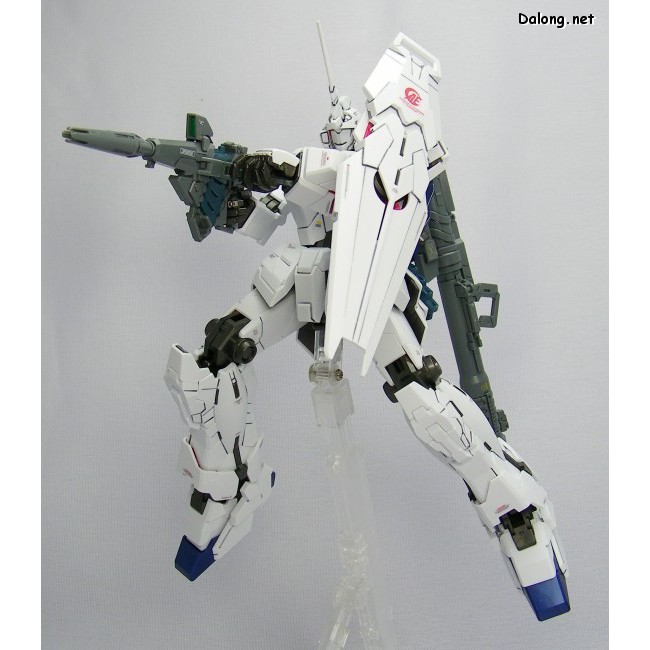 Mô hình lắp ráp MG 1/100 Unicorn Gundam Ova bandai