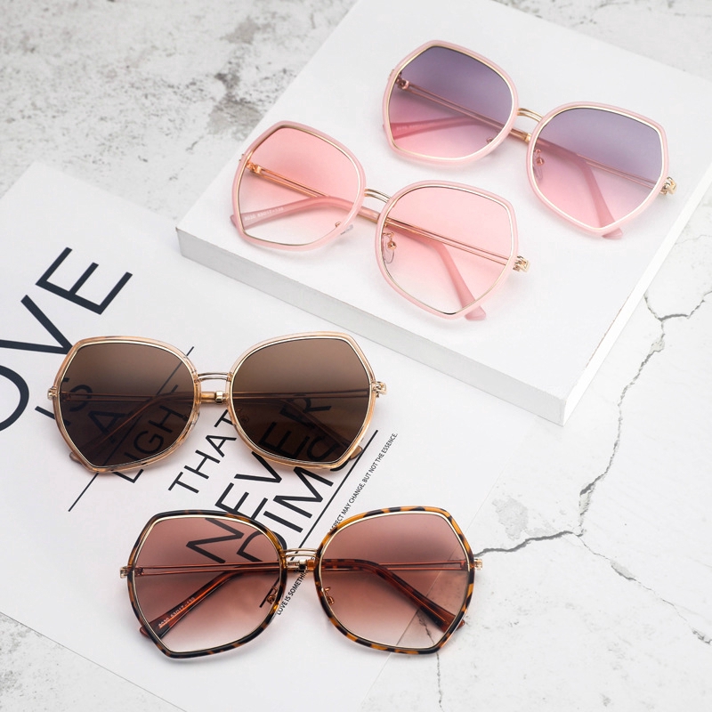 Kính mát New box thời trang hàn quốc nữ thời thượng hoang dã