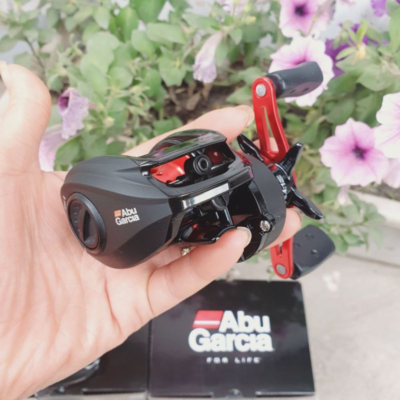 Máy Ngang Abu Garcia Black Max 3 Tay Trái Tay Phải Mã MG1