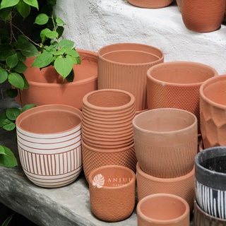 Chậu đất nung Họa tiết ngẫu nhiên hàng xuất khẩu - Size M - Trồng cây cảnh, xương rồng, cây hoa - Ship hỏa tốc