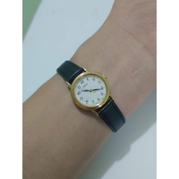 Đồng hồ seiko chính hãng dành cho nữ