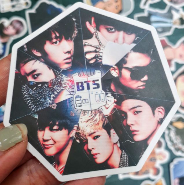 50 Sticker BTS, hình dán BTS mẫu mới dùng dán laptop, nón bảo hiểm, sổ tay...