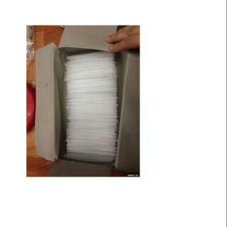 Đạn nhựa bắn mác quần áo