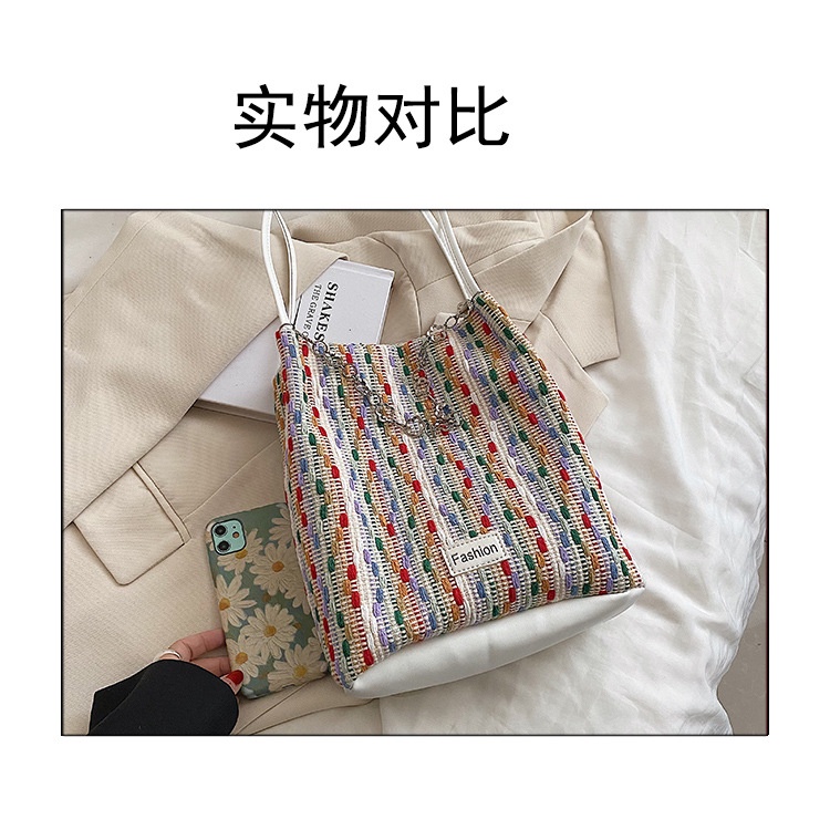 Túi đeo chéo JASMIN NOIR vải canvas phối dây xích thời trang dành cho nữ