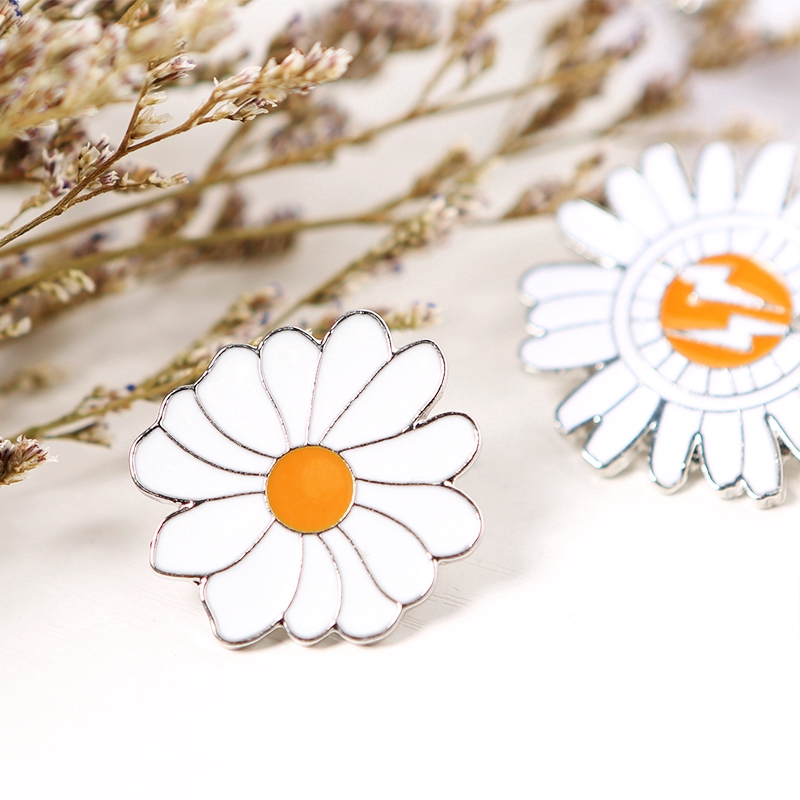 Ghim Cài Áo Hình Hoa Cúc Dễ Thương Cho Nữ