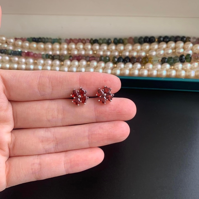 Đá garnet thiên nhiên trái tim 5mm