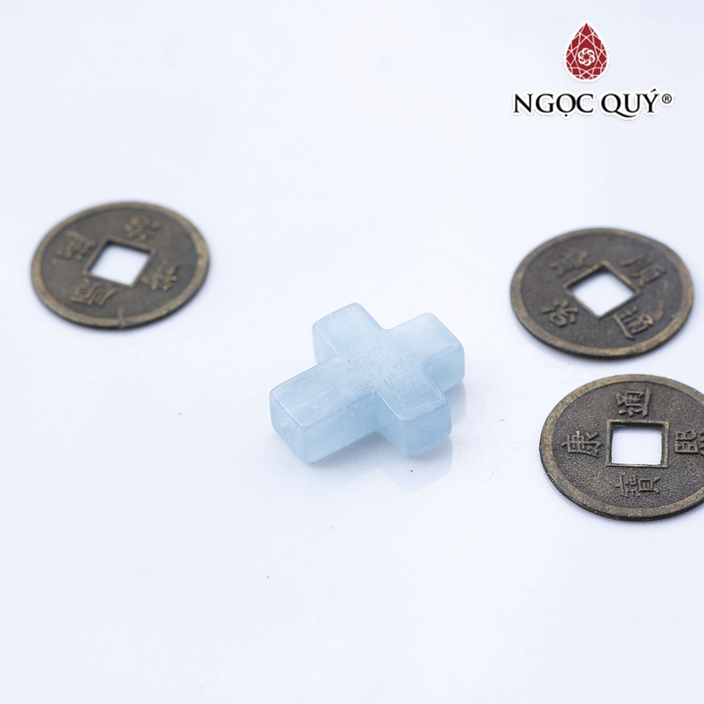 Mặt dây chuyền thánh giá xỏ ngang AQM - Ngọc Quý