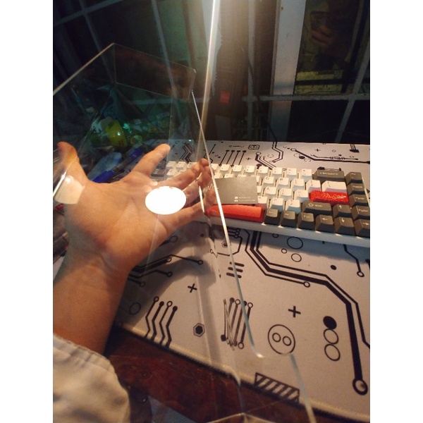 Che bụi bàn phím ( chất liệu mica/acrylic )