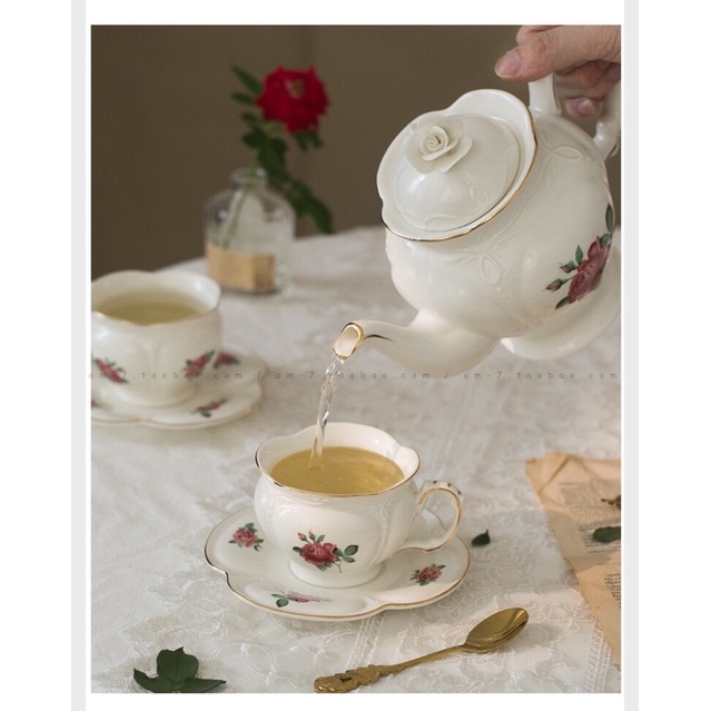 Set ấm tách trà gốm hoạ tiết hoa hồng vintage
