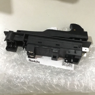 Công tắc của máy mài góc makita ga9020,ga7020