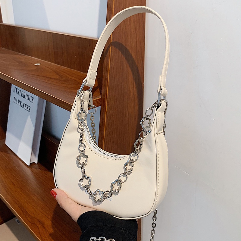 Túi đeo chéo IELGY bánh bao phối xích phong cách Pháp cho nữ