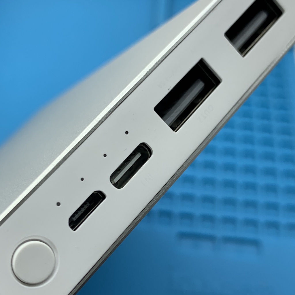 Sạc dự phòng Xiaomi Gen 3, Pin dự phòng sạc nhanh dung lượng 10000mAh chính hãng XIAOMI vỏ nhôm nguyên khối