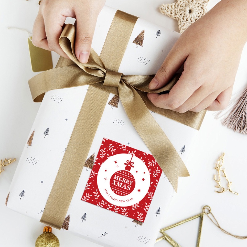 Set 40 miếng dán trang trí hộp quà giáng sinh hình vuông in chữ Merry Christmas