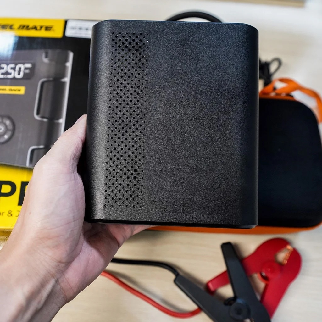 Bơm Mini Kiêm Sạc Bình STEELMATE T8 Pro Dành Cho Xe Hơi