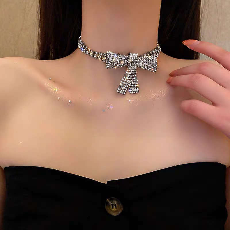 [Siêu Đẹp] Dây Chuyền Vòng Cổ Choker Đá Hình Nơ 3 Hàng Dây Đá Sang Chảnh Dự Tiệc Mainia Shop