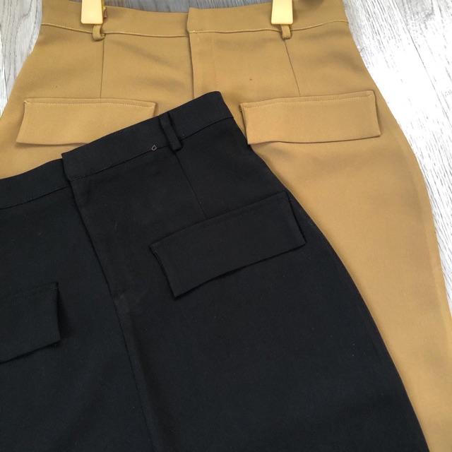 Chân váy bút chì xẻ trước, chất tuyết mưa dày dặn