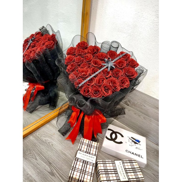 BÓ 30 BÔNG HOA NHŨ