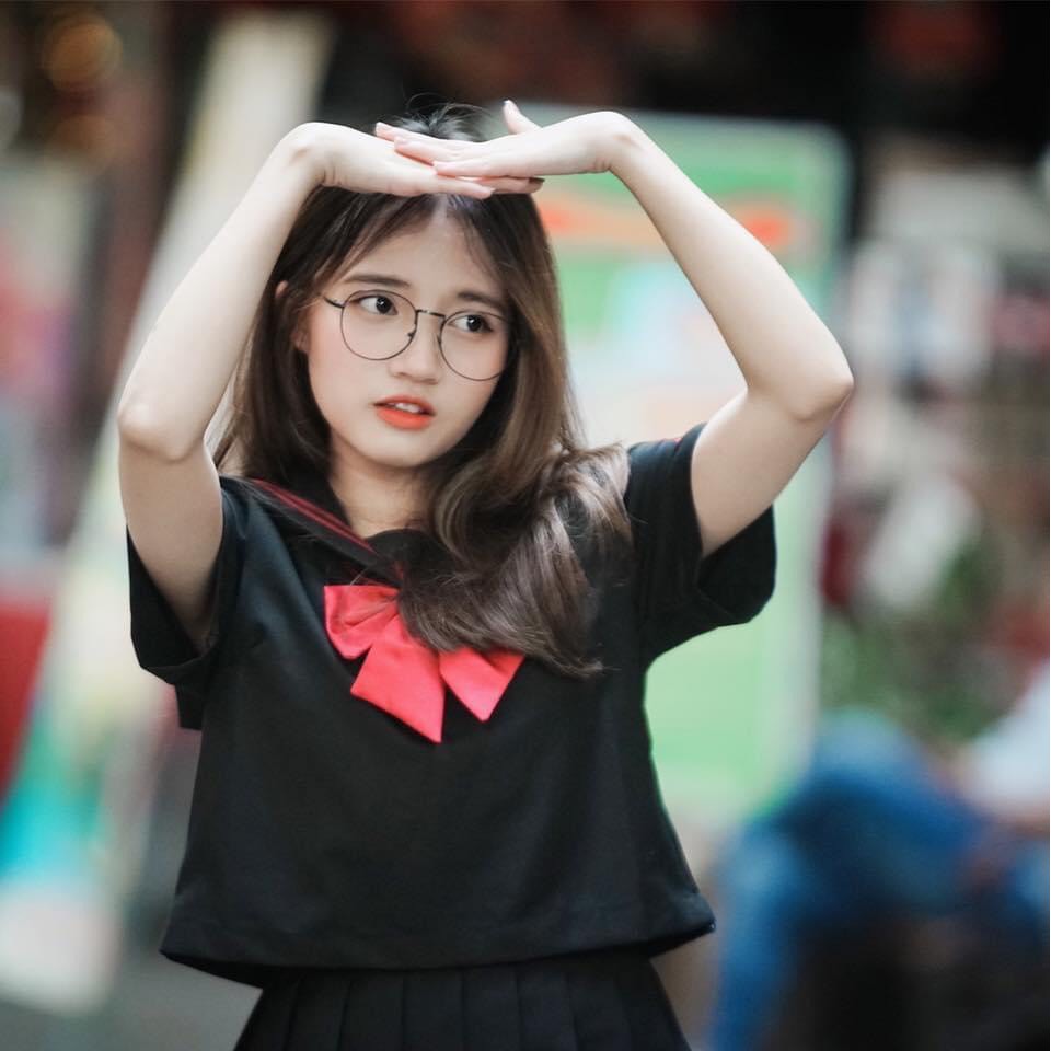 Gọng Kính Trắng Nữ Tròn Kim Loại [FREESHIP] Kính Học Sinh Kính Giả Cận-VT1 | BigBuy360 - bigbuy360.vn