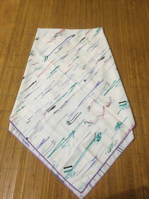 ÁO YẾM KHÔNG DÂY HOẠ TIẾT