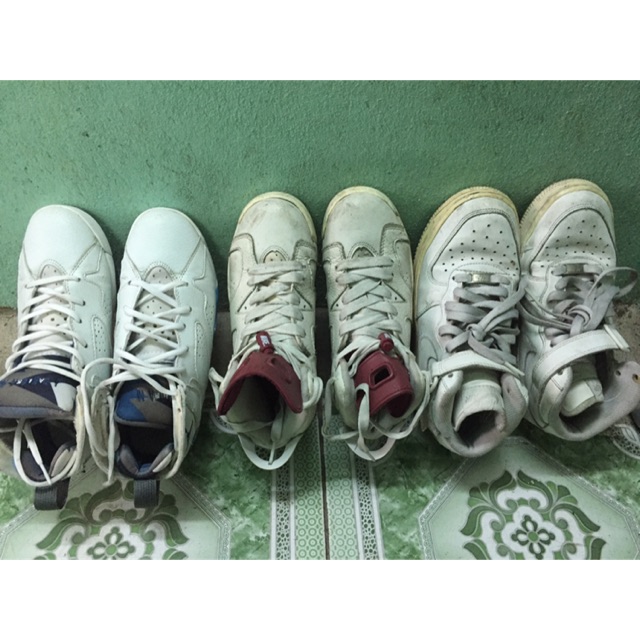 Giày sneakers