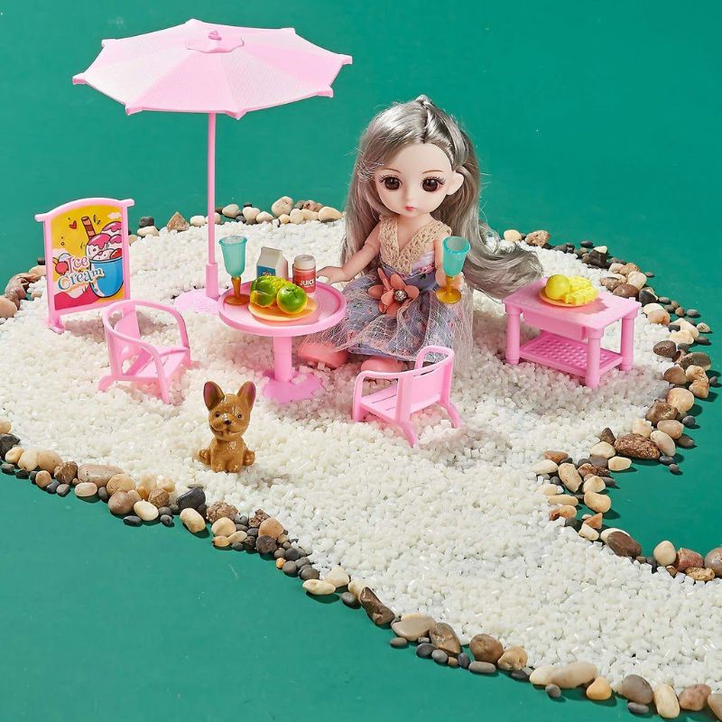 Mô Hình Ngôi Nhà Castle Villa và Búp Bê đáng yêu