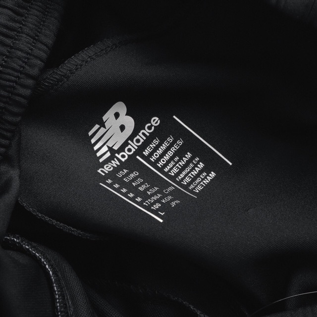 Quần short NEWBALANCE