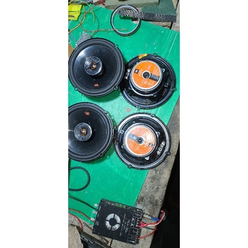 1 cái loa jbl bass 16 340k hàng bãi