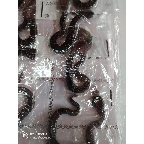 vỉ 20 con rắn giả nhựa dẻo cực đẹp