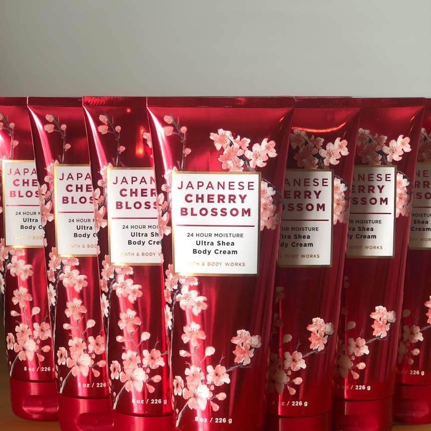 👑 L&G 💄 Sữa Dưỡng Thể Bath Body Works Japanese Cherry Blossom Body Lotion 236ml