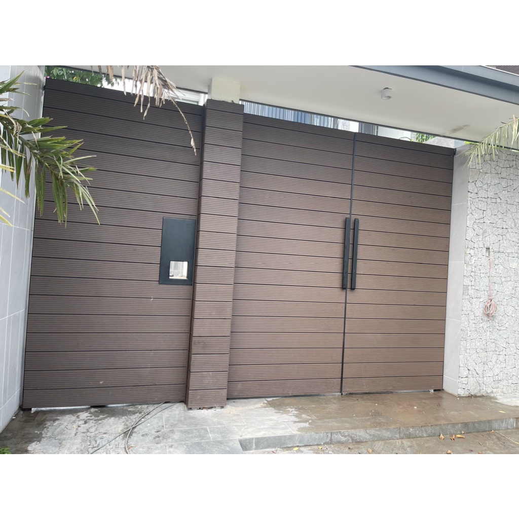 Thanh sàn gỗ nhựa làm sàn hồ bơi, sân vườn, kích thước 140x25x2200mm